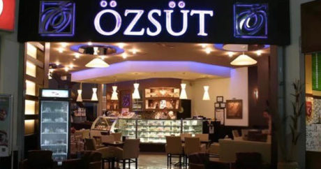 В Баку в пицце ресторана Özsüt нашли каучук