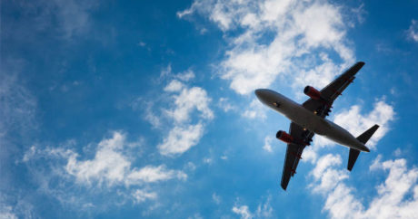 В Москве срочно приземлился самолет из-за угрозы пассажирки взорвать себя