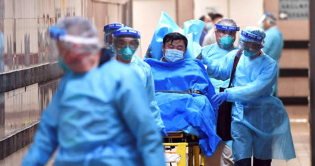 За сутки в Китае от коронавируса умерли 24 человека