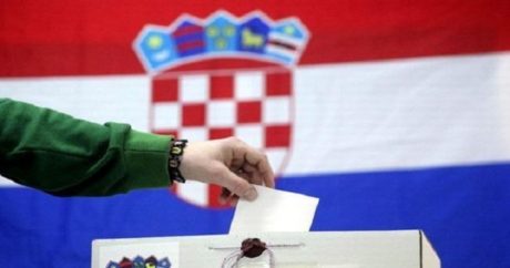 В Хорватии начался второй тур президентских выборов