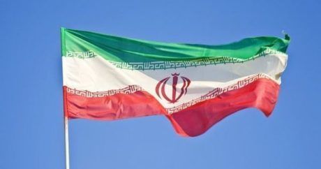 В посольстве Ирана в Азербайджане приспущен флаг
