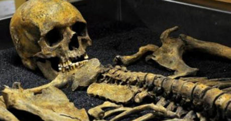 В Англии нашли десятки скелетов со связанными руками