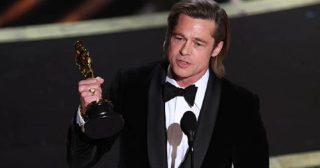 Брэд Питт получил «Оскар» за лучшую мужскую роль второго плана