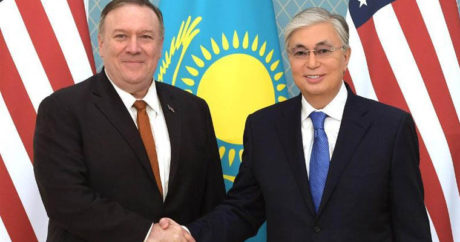 Президент Казахстана принял Госсекретаря США Майкла Помпео