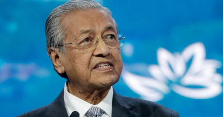 94-летний премьер Малайзии подал в отставку