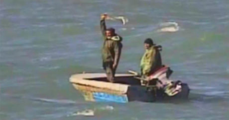 Азербайджанские пограничники спасли рыбаков — ФОТО