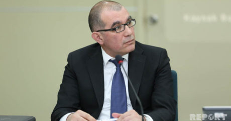 В Азербайджане оштрафовали главу Фонда страхования вкладов