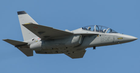 Азербайджан приобретет у Италии военные самолеты