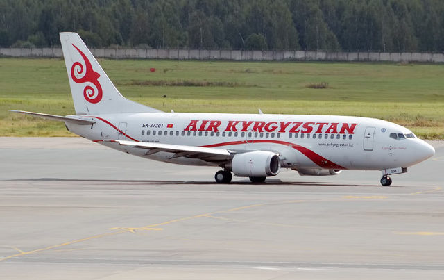 Кыргызстан отменил авиасообщение со всеми странами, кроме РФ