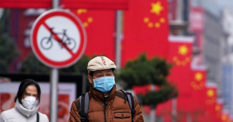 Производство защитных масок в КНР превысило 110 млн штук в сутки