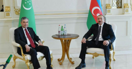 Состоялась встреча один на один президентов Азербайджана и Туркменистана