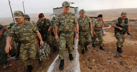 Глава минобороны Турции заявил о ликвидации 2,5 тысяч бойцов Асада