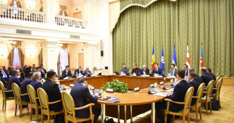 Замглавы МИД Азербайджана принял участие на заседании ГУАМ в Киеве