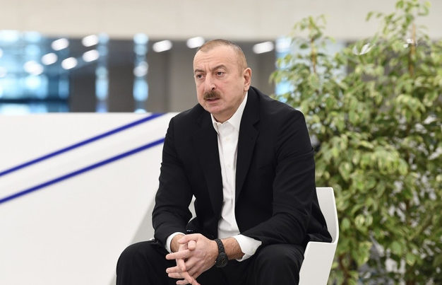 Ильхам Алиев: В поддержку врачей проводятся и будут проводиться различные акции