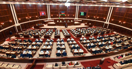 Милли Меджлис принял новый законопроект «О Дне независимости»