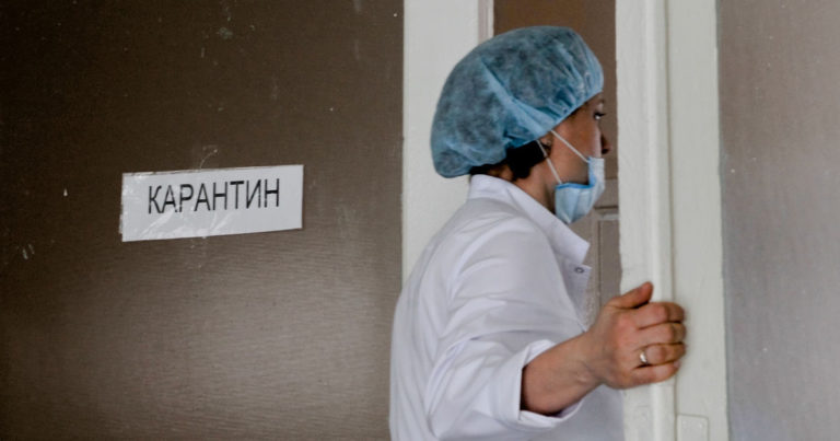 В России за сутки выявили почти 9000 новых случаев заражения коронавируса