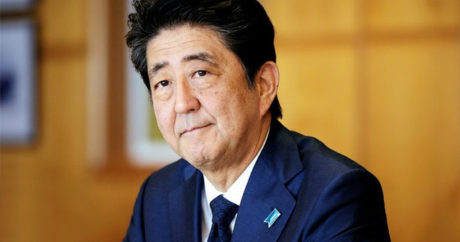 Премьер Японии доложил парламенту об объявлении режима ЧС