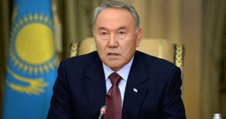 Назарбаев написал статью и призвал казахстанцев к великой цели