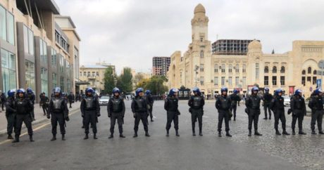 В Азербайджане вступил в силу особый режим: въезд и выезд из страны запрещается