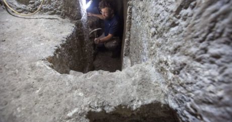 Под Стеной Плача в Иерусалиме обнаружили подземные камеры