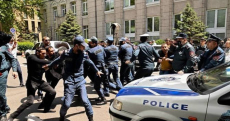 В Ереване прошла акция протеста, двое участников арестованы