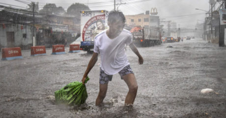 Жертвами тайфуна на Филиппинах стали четыре человека