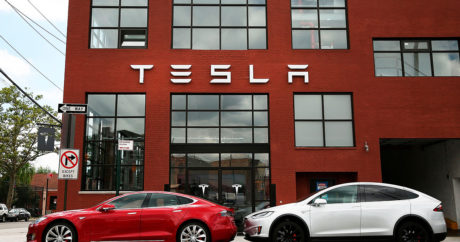 Трамп потребовал открыть единственный в США автомобильный завод Tesla