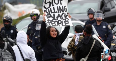В Сан-Франциско на фоне протестов введен комендантский час