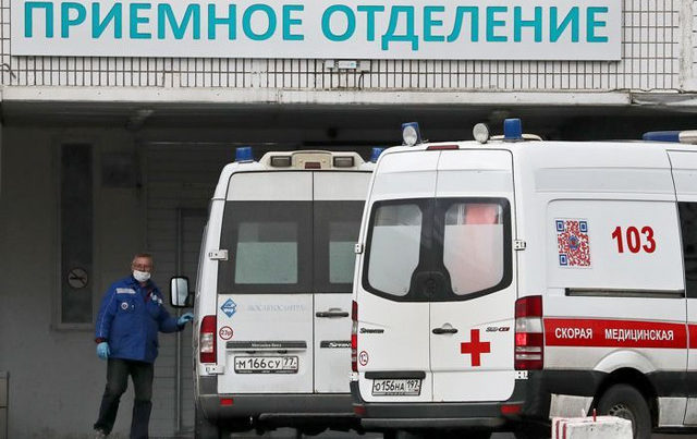 В России число умерших от коронавируса за сутки превысило 3 тыс.