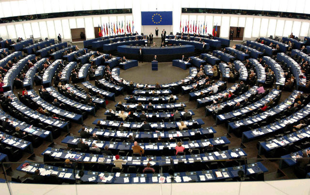Европарламент одобрил облегчение визового режима с Беларусью
