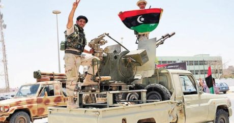 Ливийская армия нанесла удары по боевикам Хафтара — Видео