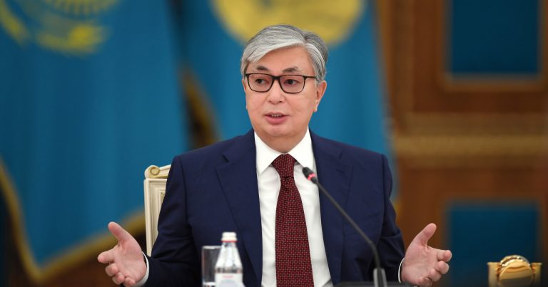 Токаев: «Мы будем в ЕАЭС до того момента, пока он не наносит ущерба суверенитету Казахстана»