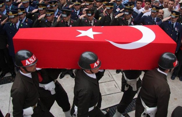 В Идлибе погиб турецкий военный, есть раненые