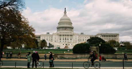 Вашингтон отменяет комендантский час