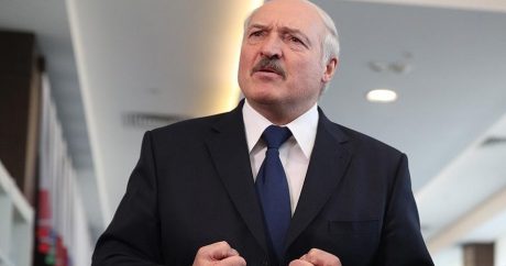 Лукашенко обвинил Россию в поддержке своих оппонентов
