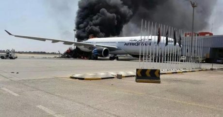 Аэропорт столицы Ливии Триполи освобожден от боевиков Хафтара — Видео