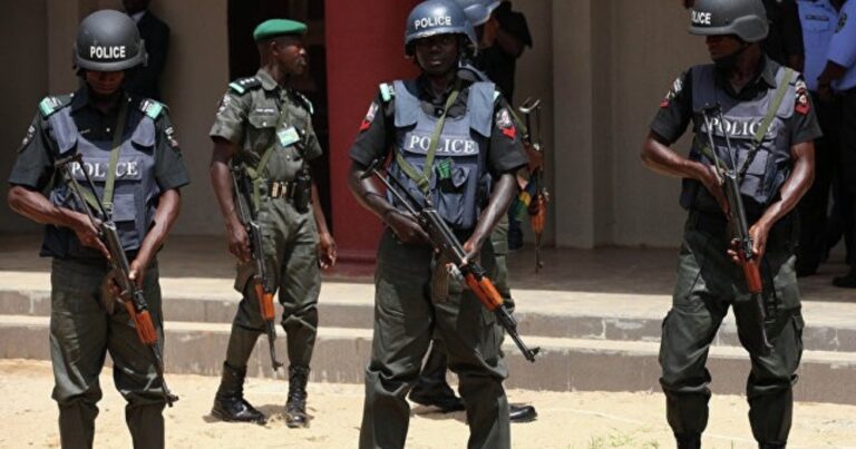 В Нигерии боевики убили пятерых работников гуманитарных организаций