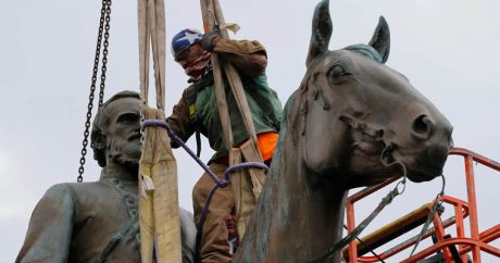 В США убрали статую генерала конфедератов Томаса Джексона