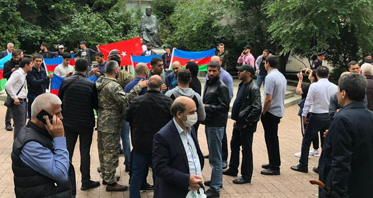 В Москве прошла акция в поддержку Азербайджанской армии