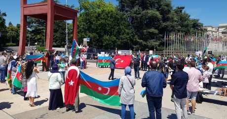 Азербайджанцы провели акцию протеста перед штабом ООН