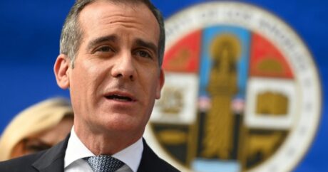 Мэр Лос-Анджелеса осудил нападения армян на азербайджанцев