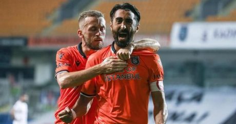 «Истамбул Башакшехир» стал чемпионом Турции по футболу