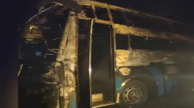На юге Индии загорелся автобус, есть погибшие