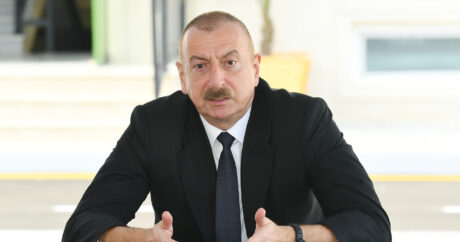 Ильхам Алиев предупредил чиновников: «Не зарьтесь на деньги бедных»
