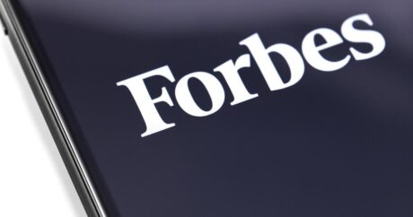 Forbes назвал российских звезд с самыми высокими доходами