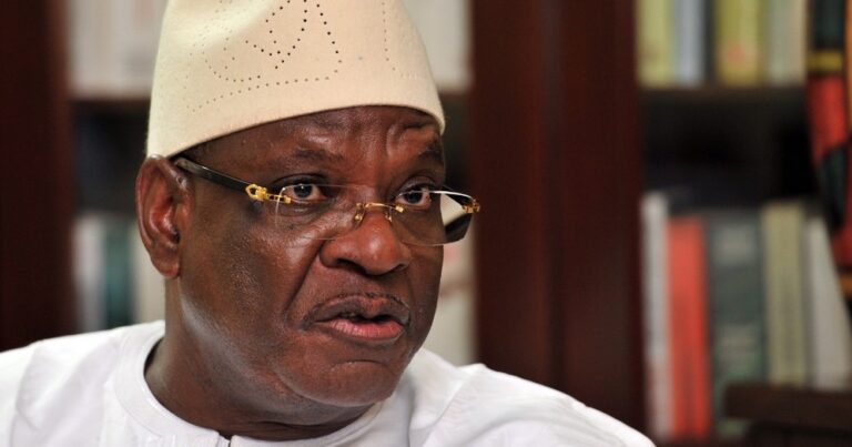 Президент Мали объявил о своей отставке