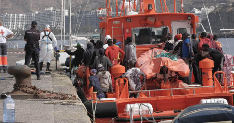 Около 20 мигрантов погибли у берегов Канарских островов