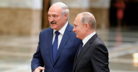 Лукашенко: «Путин поддерживает меня!»
