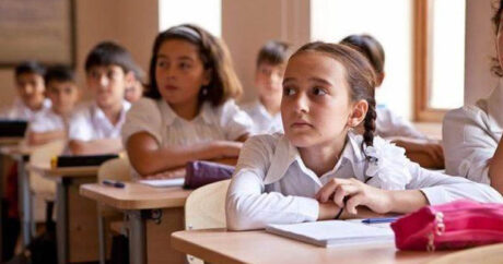 В ряде городов Азербайджана вновь закрываются школы