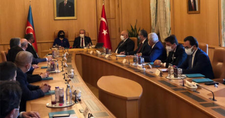 Состоялась встреча спикеров парламента Азербайджана и Турции